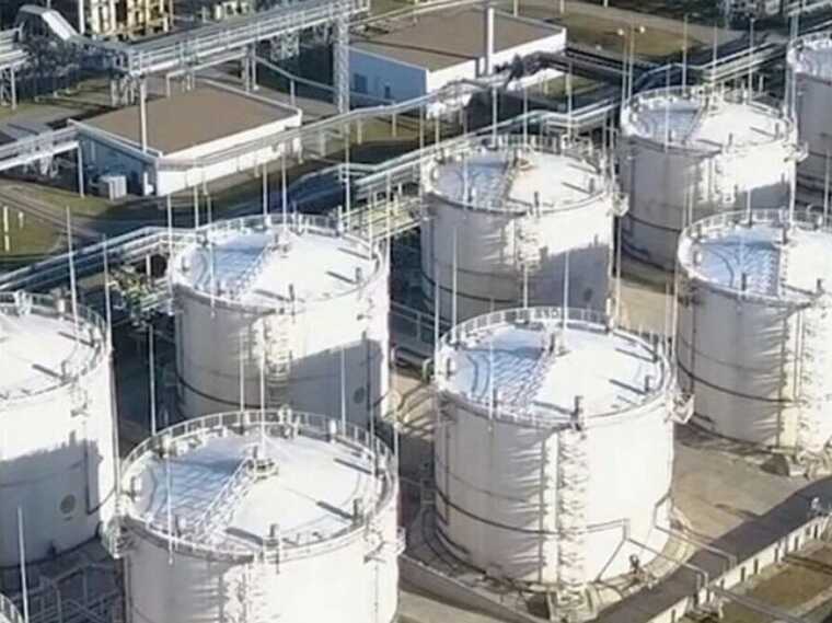 В России заявили об атаке украинского дрона на нефтеперерабатывающий завод