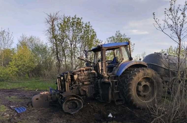 На полі під Ізюмом підірвався трактор: водія госпіталізовано