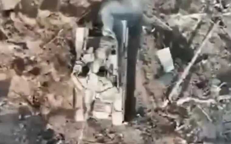 Захисники України легко спалили найновіший російський танк "Прорив"