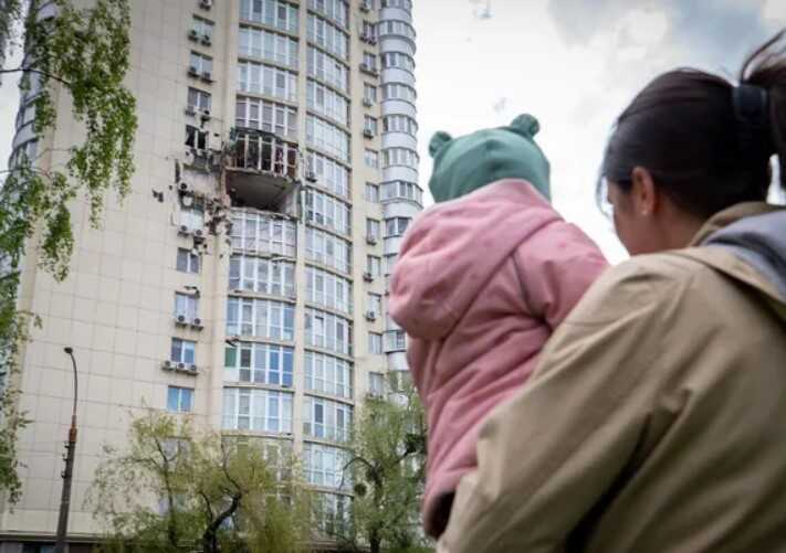 Рятувальники завершили розбір аварійних конструкцій багатоповерхівки в Києві: на черзі відновлення будинку