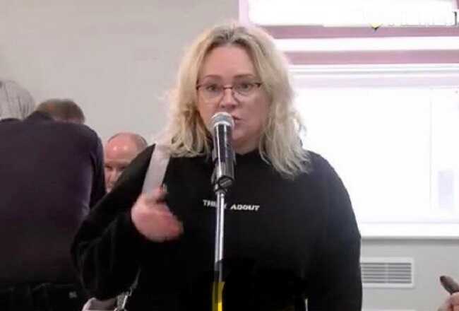 No comments: рівненська чиновниця відмовилася говорити про своє елітне житло