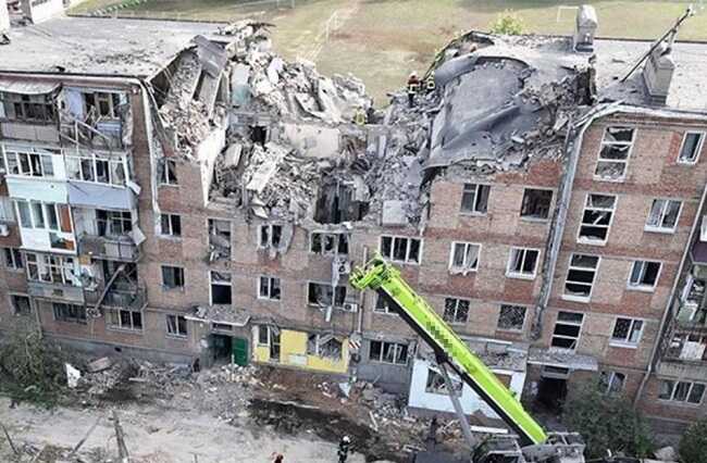 У Миколаєві затримали таксиста, котрий навів ворожу ракету на багатоповерхівку