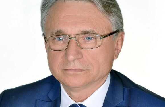 У Львові викрили псевдонауковця, який будував кар’єру завдяки підробленим дипломам