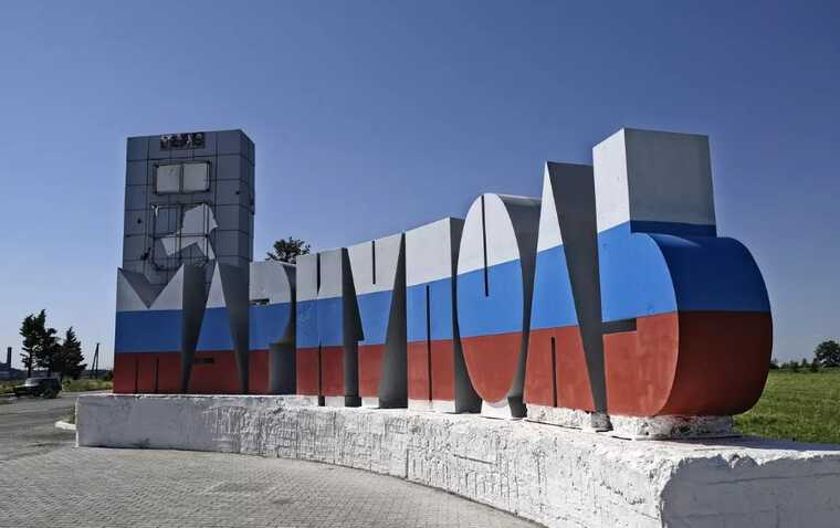 У Маріуполі російські загарбники ховають ППО між житловими будинками