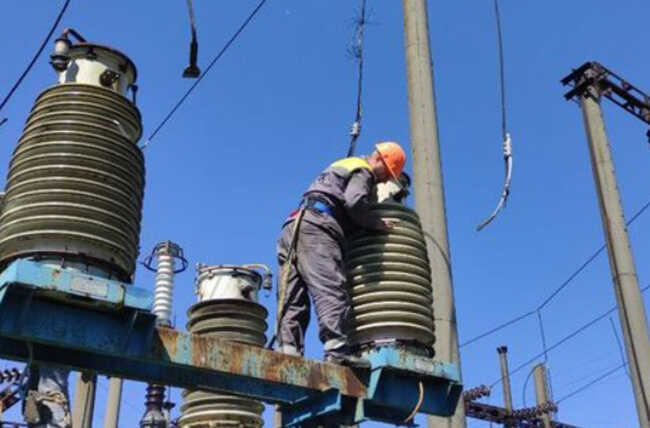 Енергетики повернули світло понад 23 тисячам родин за добу, - ДТЕК