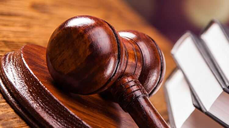 У олігарха-втікача Фірташа у відповідь на оголошення підозри заявили про "військовий комунізм"