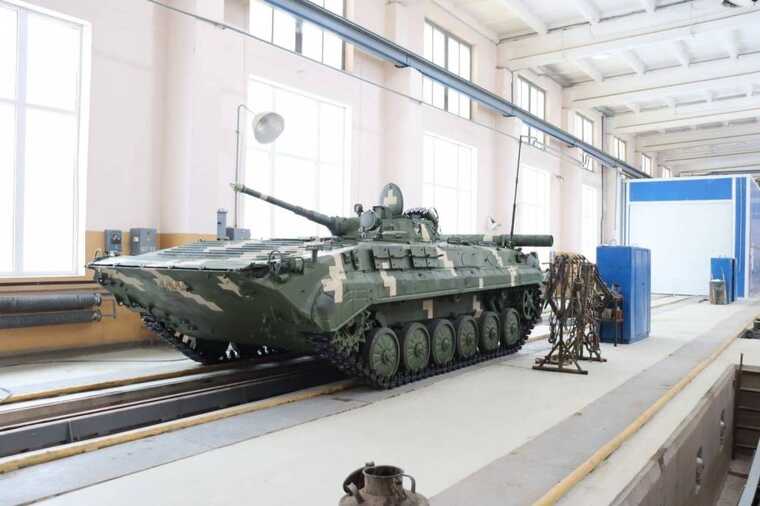 На Донеччині арештували п’яного солдата, котрий відкрив вогонь з БМП по житловим будинкам