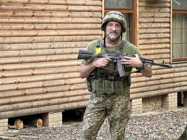 Залужний нагородив "Золотим хрестом" адвоката та воїна 92-ї ОМБр Леоніда Маслова, - Бутусов