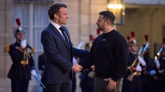 Франція надасть Україні ракети великої дальності, які дозволять здійснити контрнаступ, – Макрон