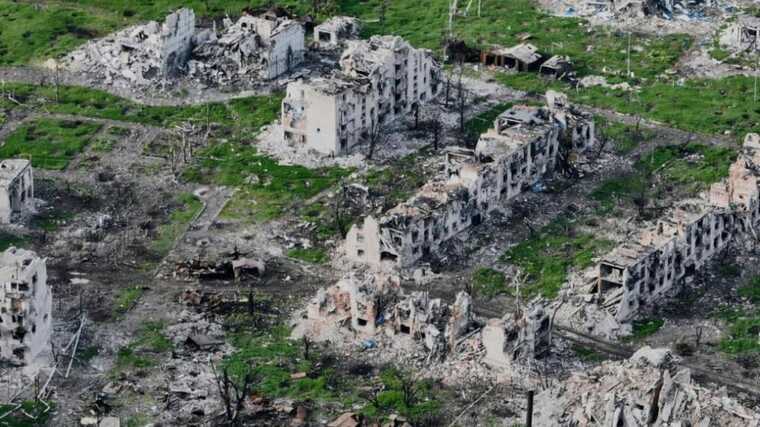 У Мар’їнці тривають запеклі бої