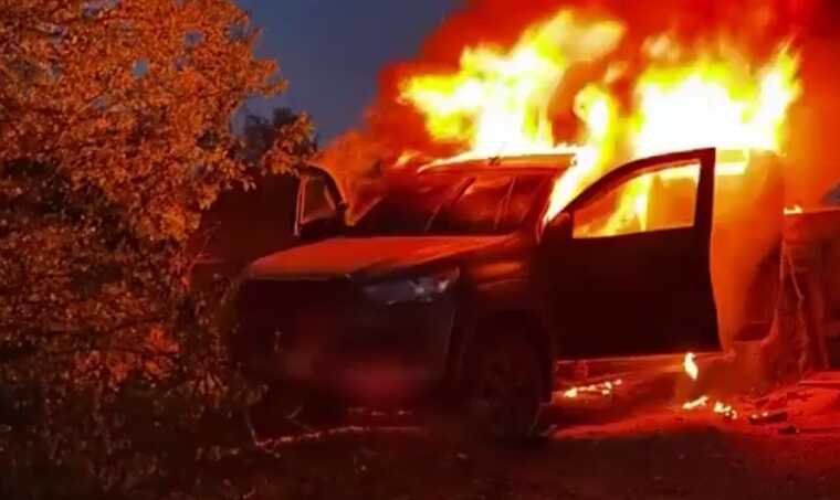 Украинские бойцы выжили после прямого попадания ПТУР в автомобиль