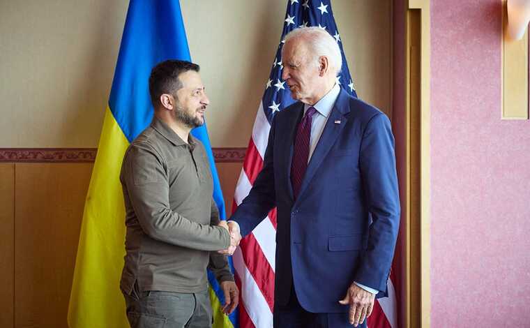 Зеленський запевнив Байдена, що Україна не використовуватиме F-16 для ударів по РФ