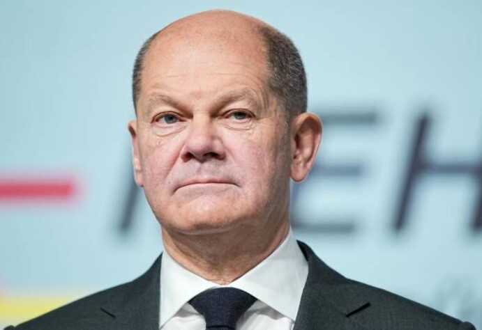 Будет ли Германия участвовать в коалиции истребителей для Украины: ответ Шольца