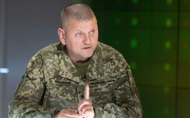 Пропаганда РФ вигадала черговий фейк про "поранення" Залужного