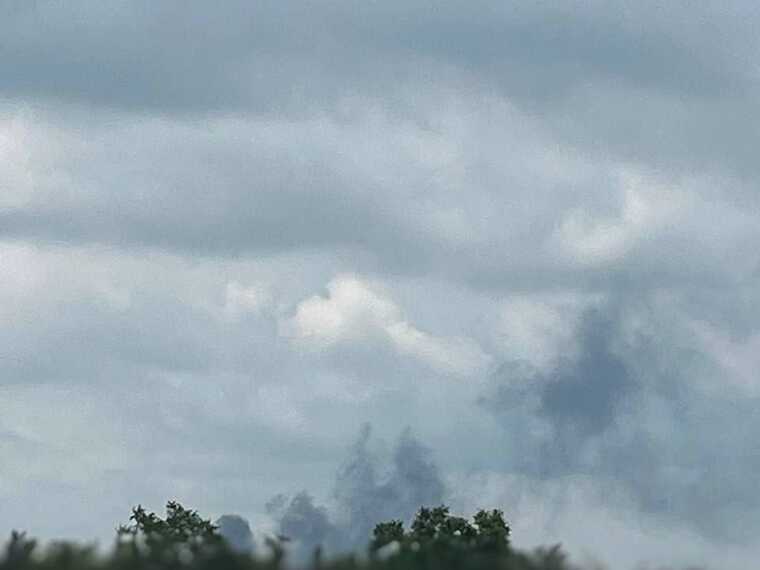 У Мелітополі чули вибухи та помітили дим