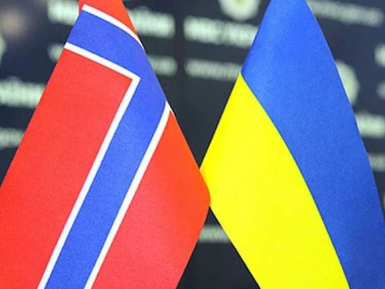 Норвегія розгляне можливість навчати українських пілотів на F-16, – міністр оборони