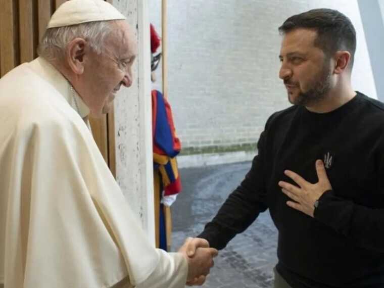 "Його це дуже зачіпає": Папа Римський поділився, про що говорив із Зеленським