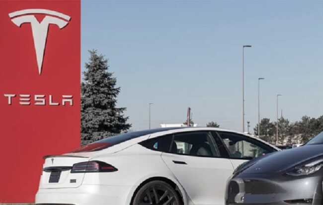 Tesla назвали найбільш популярними електромобілями