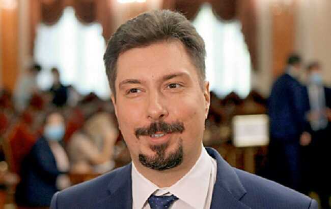 Нельзя уволить: судья Князев продолжает получать зарплату, находясь в СИЗО, – СМИ