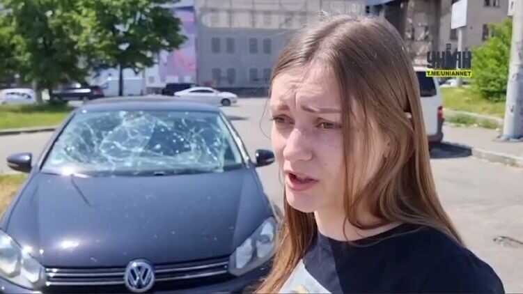 Киянка розповіла, як потрапила під сьогоднішній обстріл за кермом авто