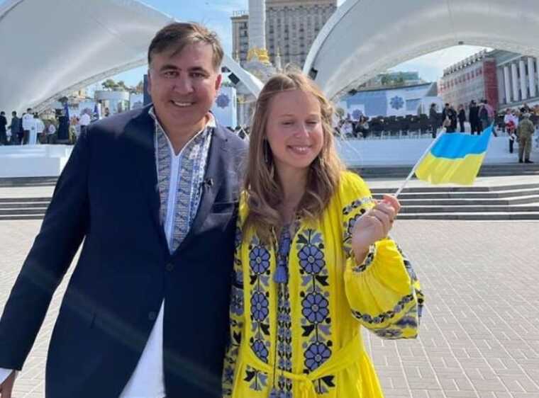 Нардеп Слуга народа Ясько родила ребенка от Саакашвили