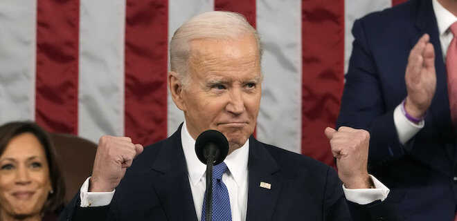 США у Європі навчатимуть українських пілотів літати на F-16, - Байден