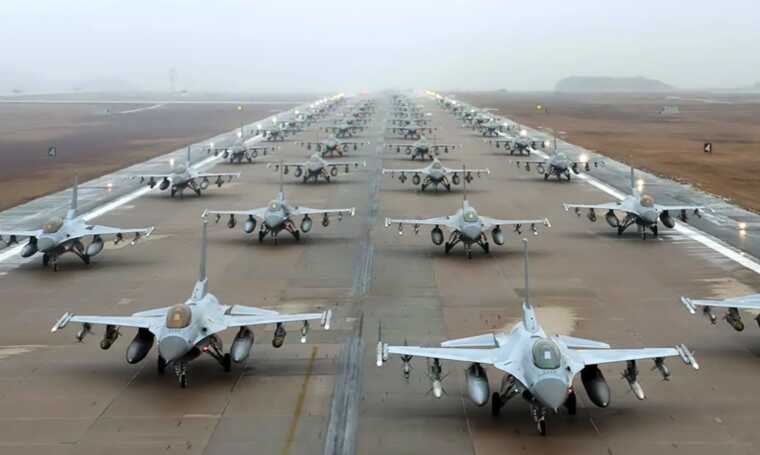 У Зеленского назвали все государства, вошедшие в коалицию истребителей для Украины