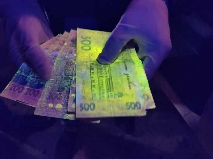 На Київщині на хабарництві викрили посадовця військкомату