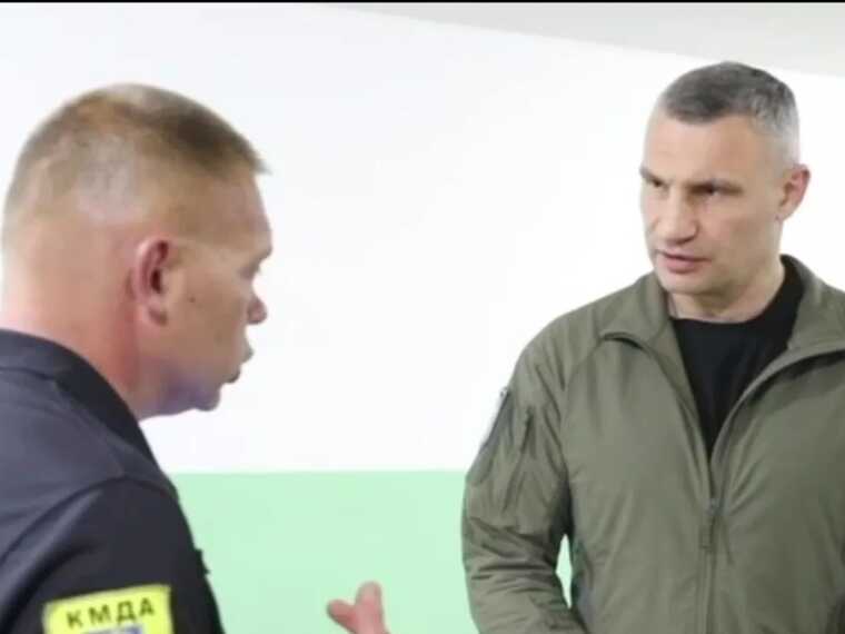 Кличко перевірив бомбосховища на Борщагівці