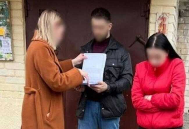 У Луцьку жінка намагалася продати чужу дитину