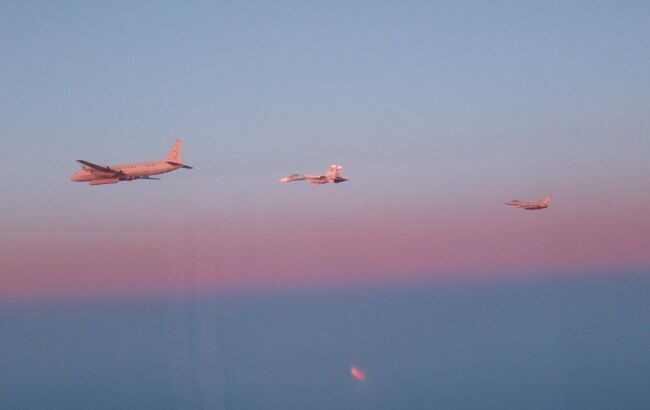 Поблизу повітряного простору НАТО перехопила російські літаки
