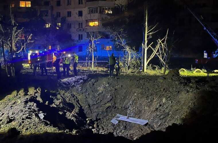 Наслідки ворожої атаки дронами на Одесу