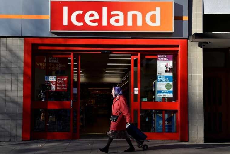 Перша європейська країна зупинила роботу посольства в Росії