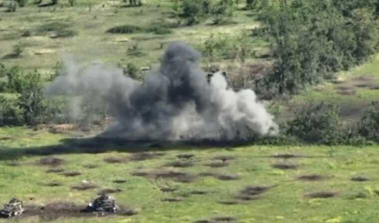 "Не витримали": дрон ЗСУ підірвав склад мін і змусив окупантів тікати