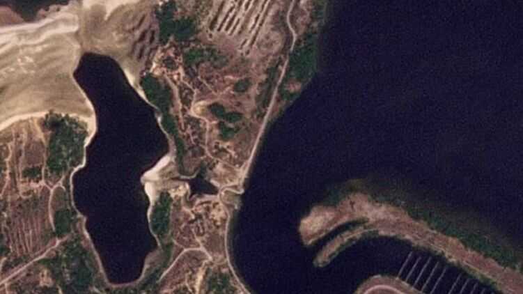 Вода майже не надходить: з’явилися супутникові фото охолоджуючого ставка Запорізької АЕС