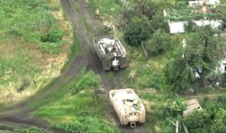 Українські воїни показали кадри зі звільненої Макарівки в Донецькій області