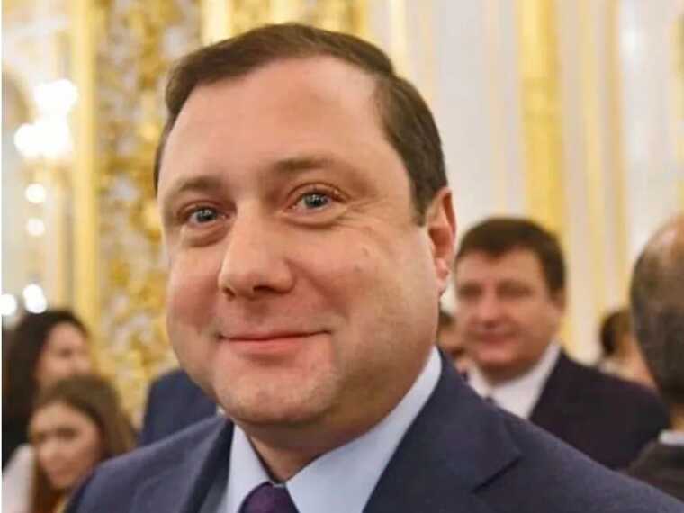 В Росії через постійні запої зняли з посади губернатора Смоленської області