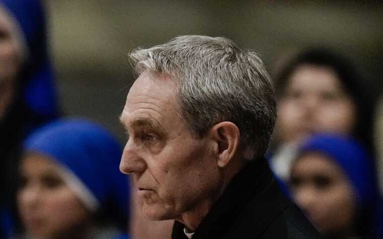 Папа Франциск вигнав з Ватикану відомого помічника Папи Бенедикта