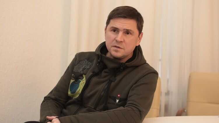 Подоляк чекає на нові ракетні удари по енергетичній інфраструктурі України восени та взимку.