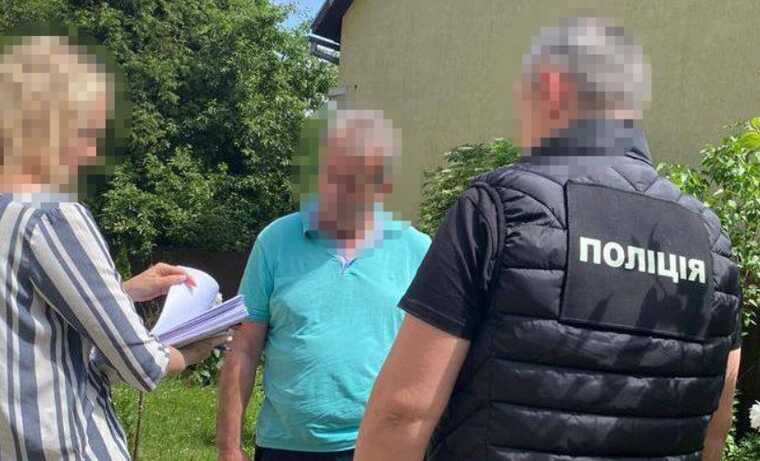 Заместителя Раховского городского головы подозревают в коррупции