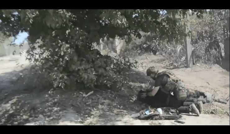 ЗС РФ убили рятувальника у Херсоні: Зеленський пообіцяв відповідь терористам