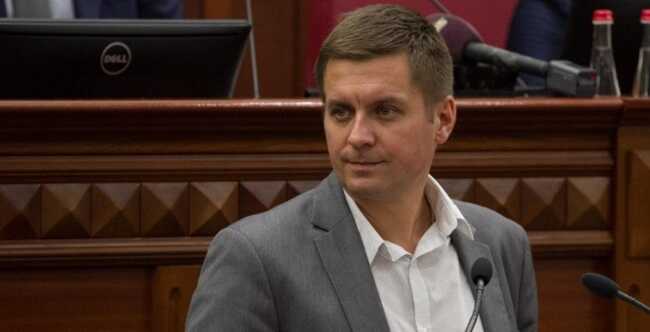 У Києві директора департаменту ЖКХ викрили у корупції