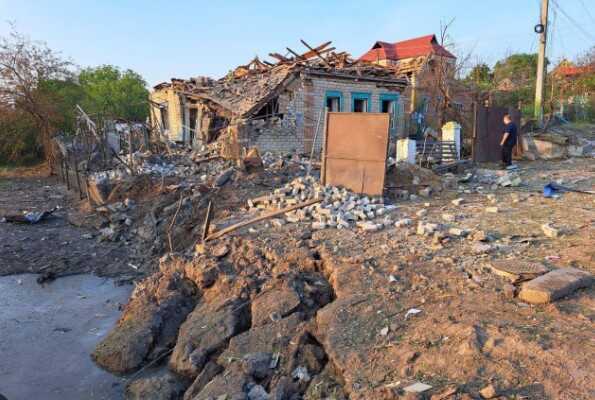 Ракетний удар по Дніпру: є руйнування та жертви