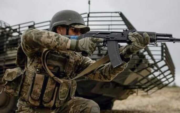 ЗСУ під Бахмутом ліквідували сотні окупантів та знищили склади з боєприпасами, - Череватий