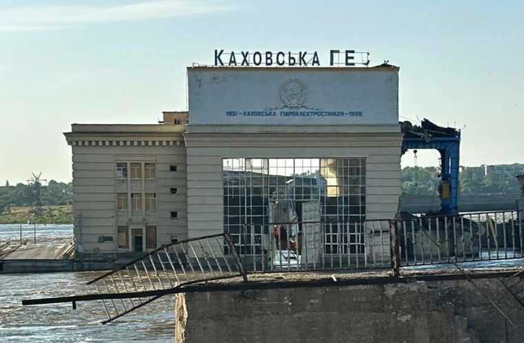 Окупанти привезли на Херсонщину пересувний крематорій