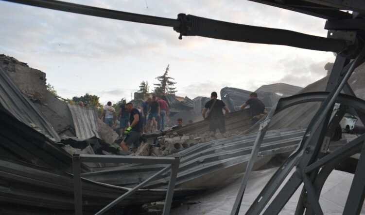В поліції повідомили про трьох загиблих через удар по Краматорську