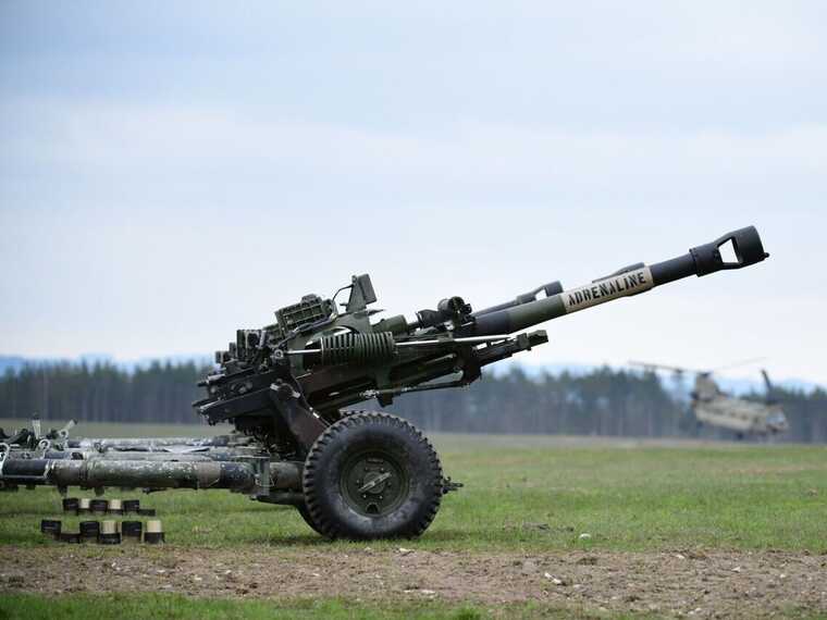 У Міноборони показали, як британська гаубиця L119 допомагає нищити окупантів