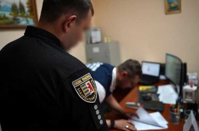 Співробітнику ТЦК повідомлено про підозру, через те що побив дружину воїна ЗСУ