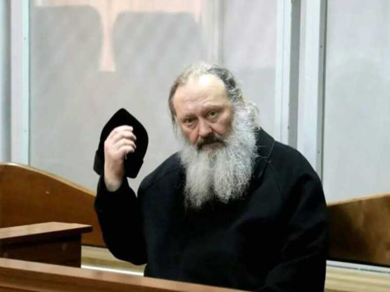 "Я вже не Паша "Мерседес", а "Тесла": митрополит Павло поскаржився на електронний браслет