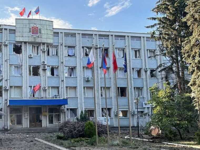 В окупованій Волновасі влаштували "бавовну" в будівлі "адміністрації"